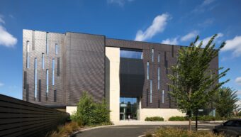 centre-recherche-médicale-biotrial-us-extérieur-1