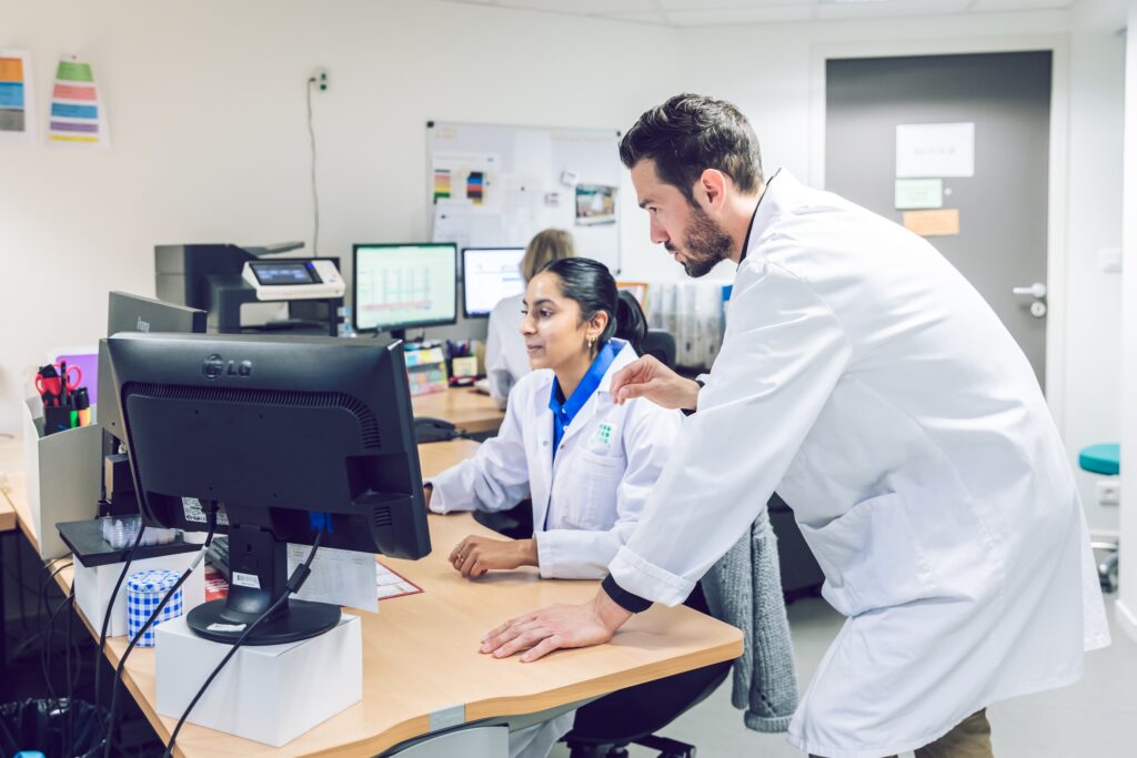 équipe-pharmacie-centre-recherche-médicale-biotrial-rennes