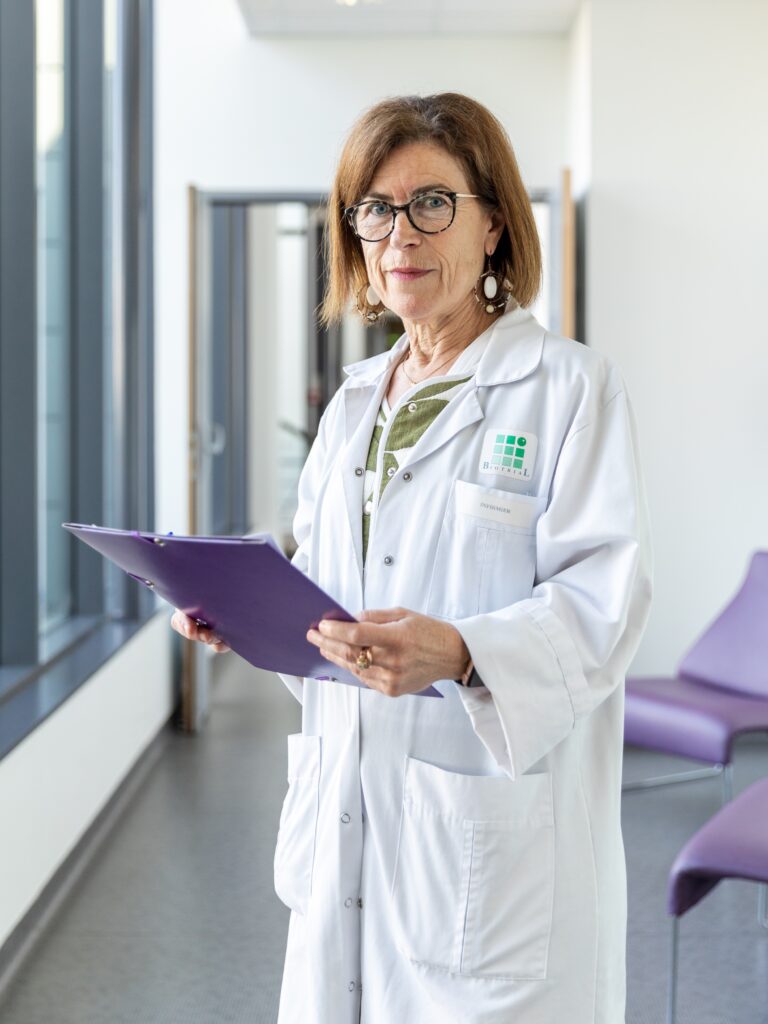 infirmière-suivi-médical-essai-clinique-biotrial