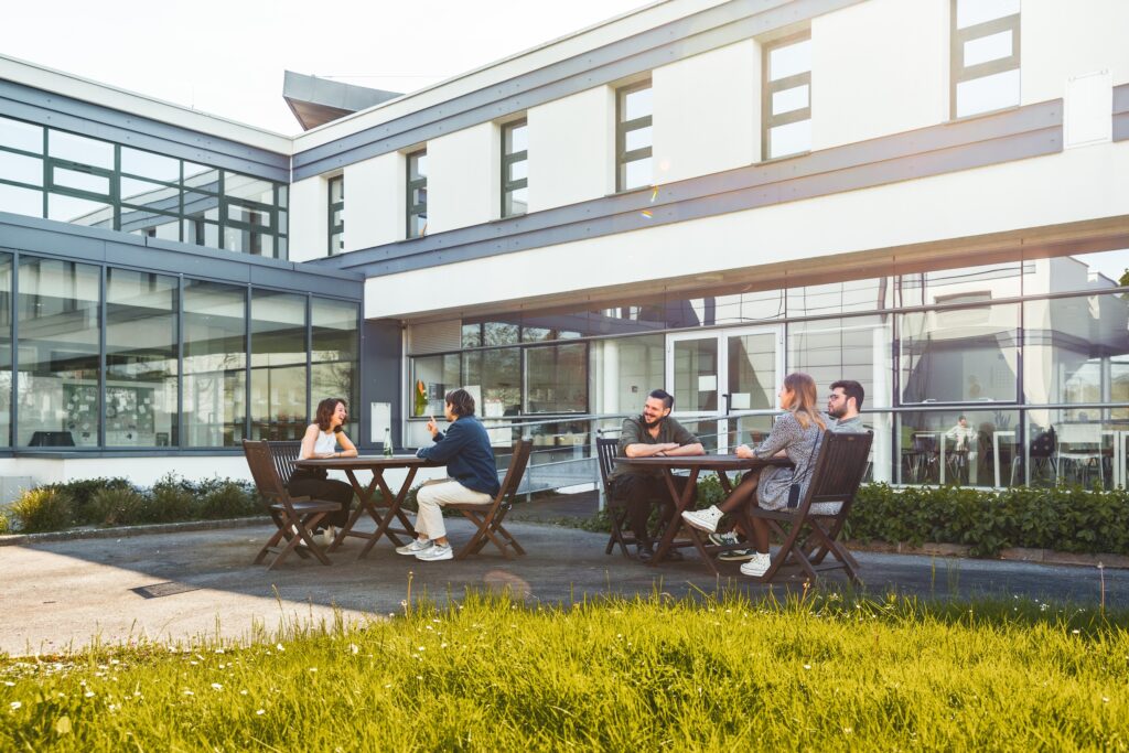 volontaires-convivial-centre-recherche-médicale-biotrial-rennes