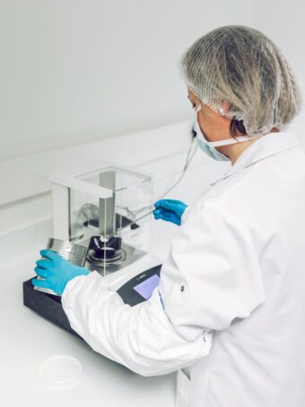 préparation-pharmacie-centre-recherche-médicale-biotrial-rennes