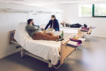 séjour-volontaires-essai-clinique